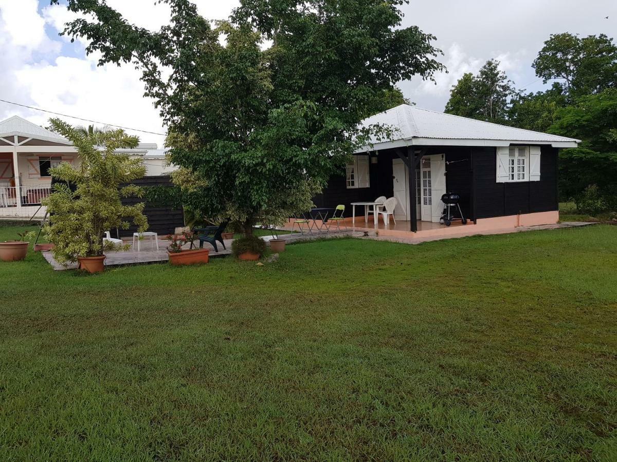 Bungalow Bassin Trouve Sainte-Anne  Exteriér fotografie
